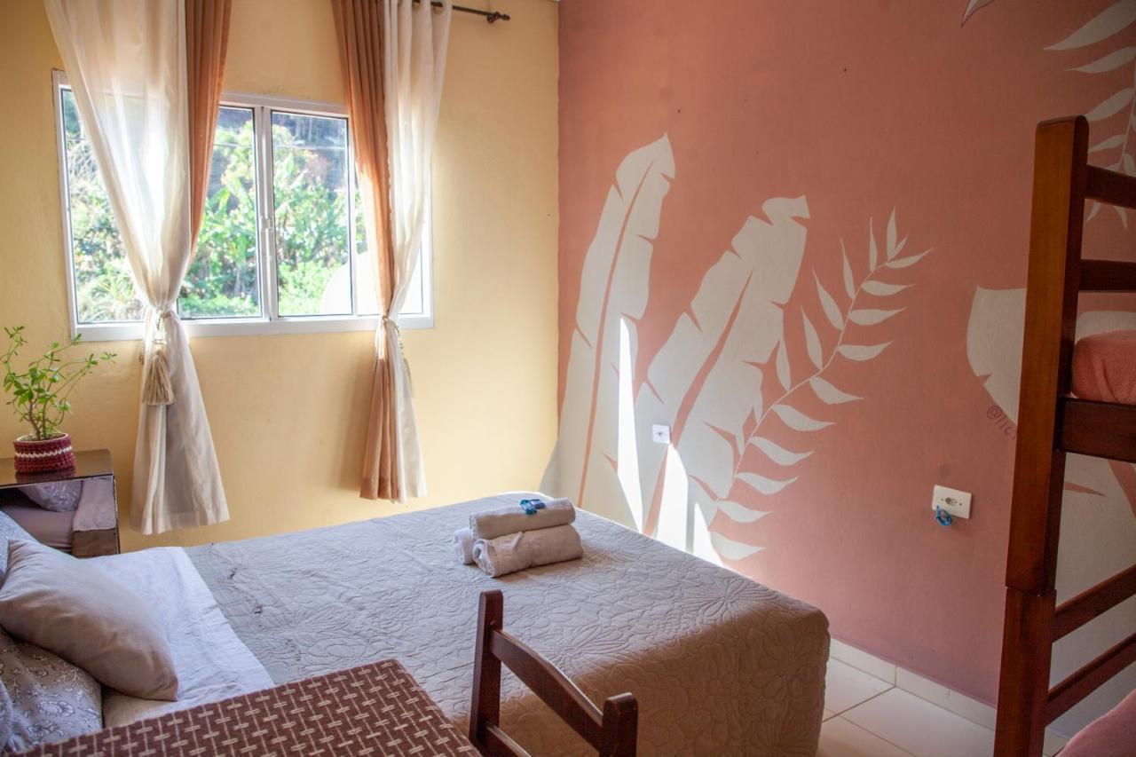 Oca Delfim Hostel Delfim Moreira Bagian luar foto