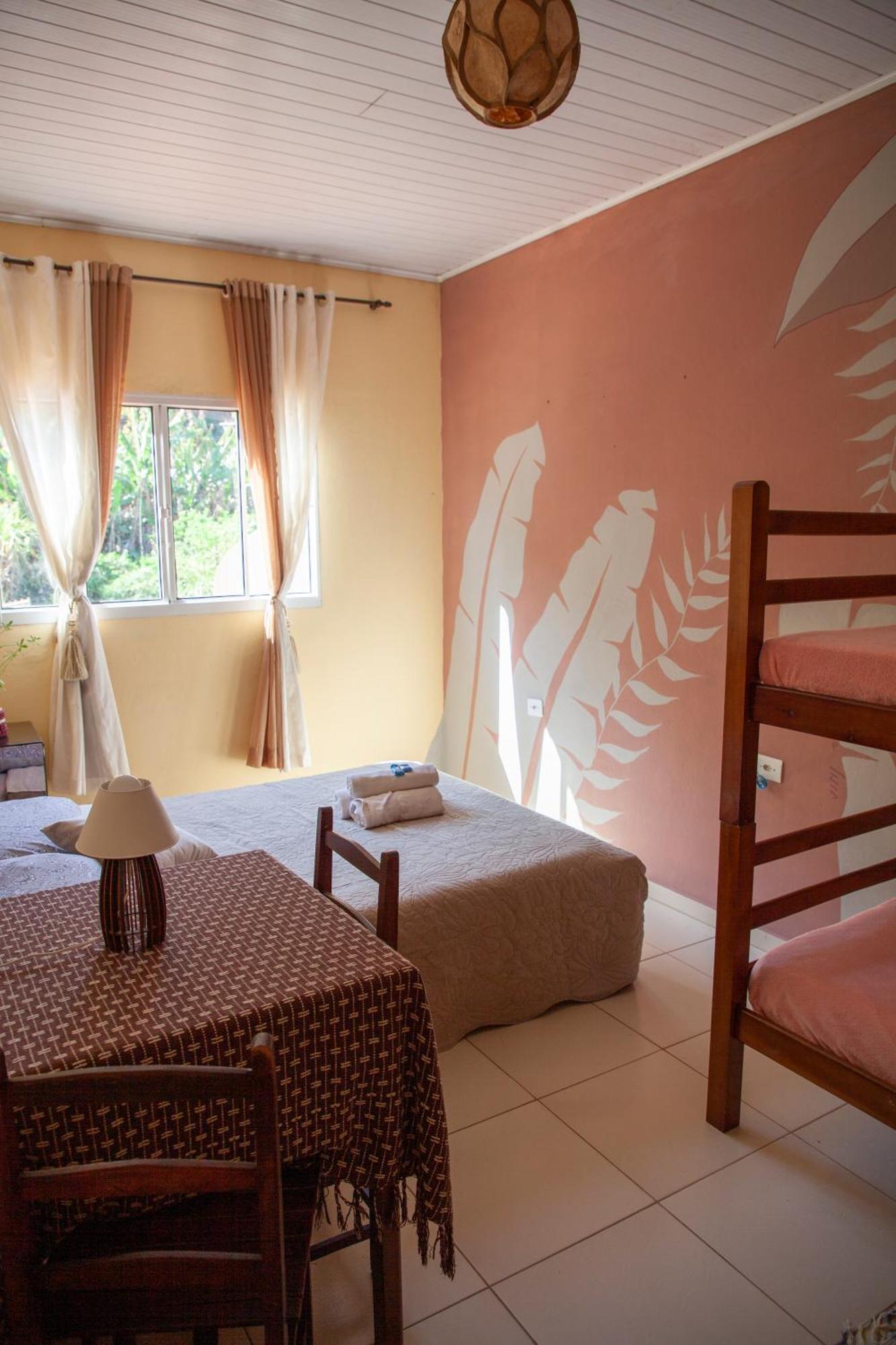 Oca Delfim Hostel Delfim Moreira Bagian luar foto