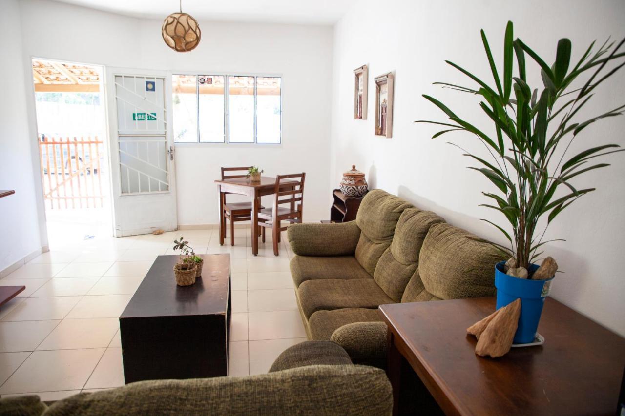 Oca Delfim Hostel Delfim Moreira Bagian luar foto