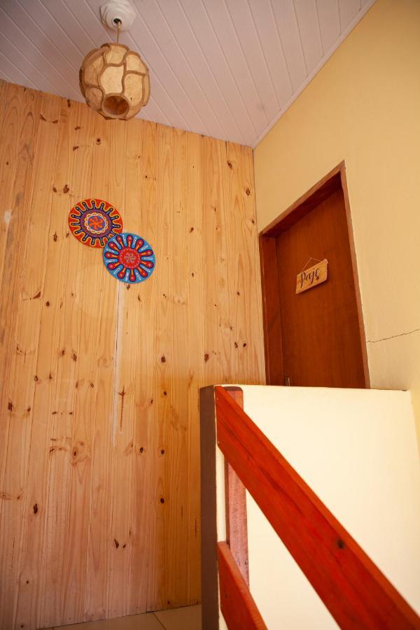 Oca Delfim Hostel Delfim Moreira Bagian luar foto